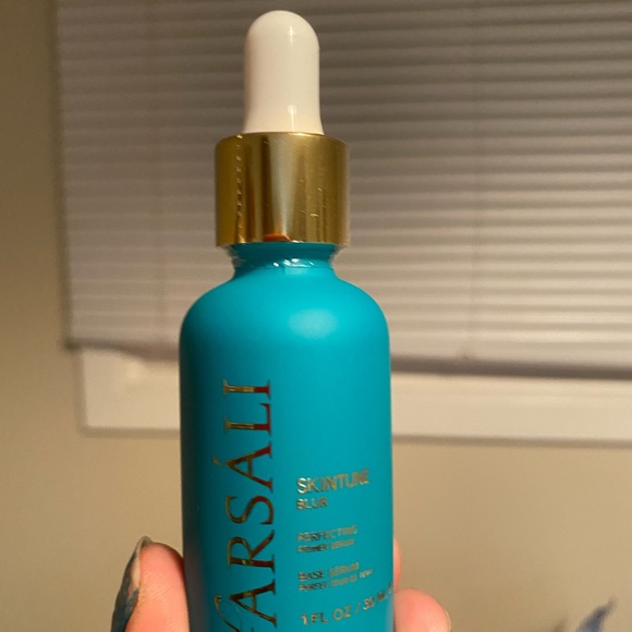 Farsali SkinTune Blur - Picture 2 of 3